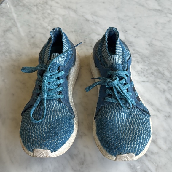 Adidas Ultra Boost Parley - Picture 2 of 8